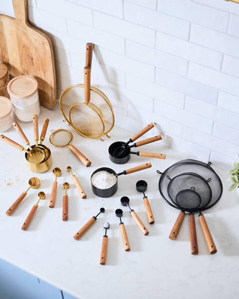 Measuring Spoon and Sieve Set