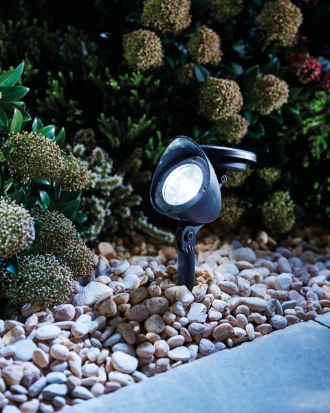 Garden Bright Solar Spotlight