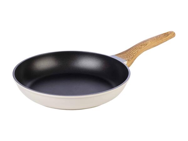 ERNESTO(R) Pande/​Grillpande