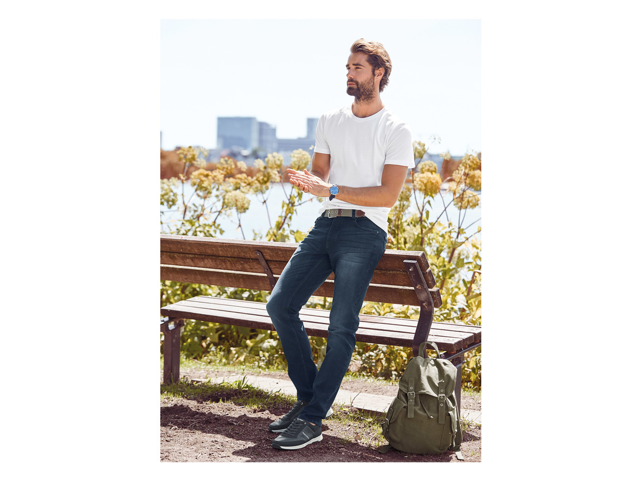 Livergy Canvas Backpack1