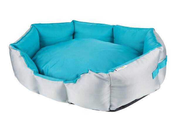 Zoofari Outdoor Dog Bed