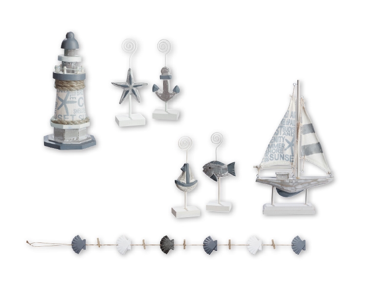 MELINERA(R) Assorted Wooden Decorations