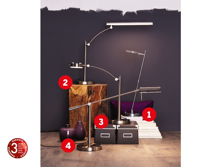 Lampe de bureau à LED ***Cet article est disponible uniquement en Suisse romande et au Tessin.***