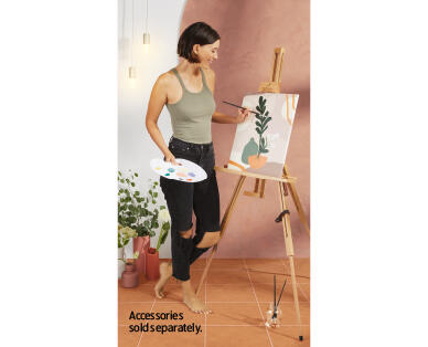 Tripod Easel
