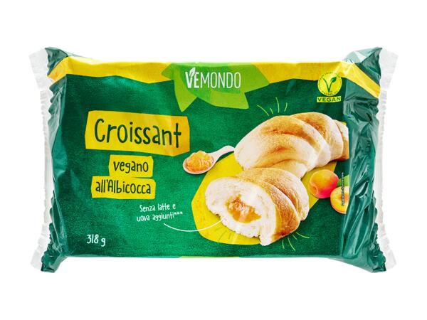 Veggie Croissant with Apricot