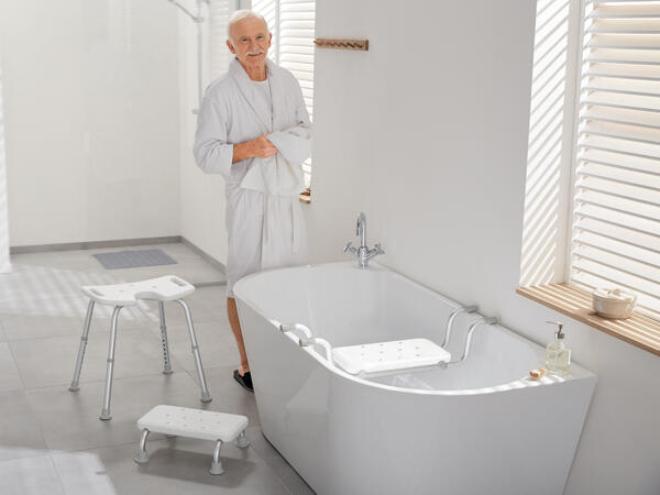 Stool for Showers or Bathtubs