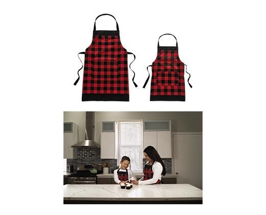 Huntington Home
Adult and Child Apron Set