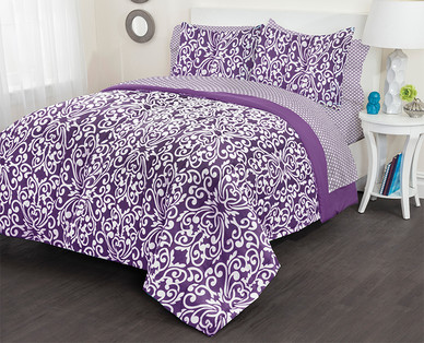 Huntington Home Twin/Twin XL or Full Reversible Comforter and Sheet Set