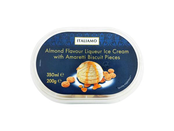 Almond flavour liqueur ice cream