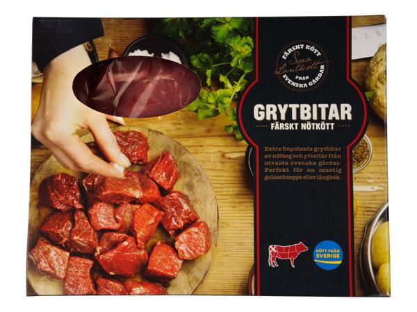 Färska nötgrytbitar