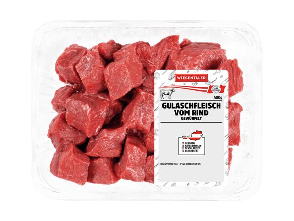 Frisches Rindsgulasch gewürfelt
