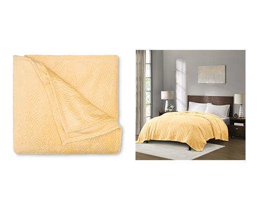 Huntington Home 
 Full/Queen or King Sculpted Blanket