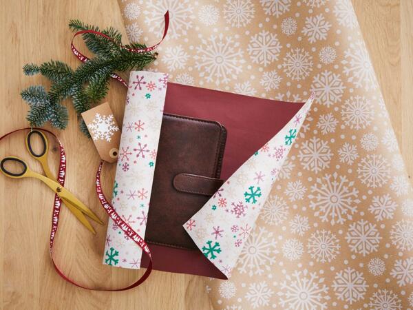 Melinera Wrapping Paper