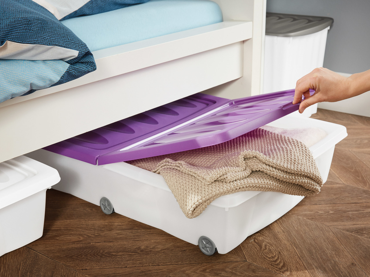 Cassetti Wheeled Underbed Storage Box1