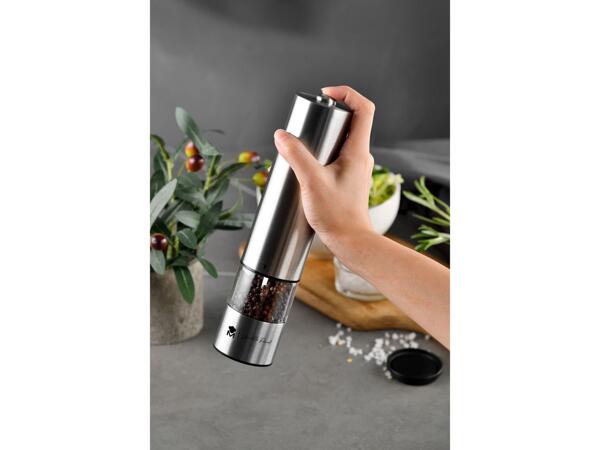 Electric salt and pepper mill