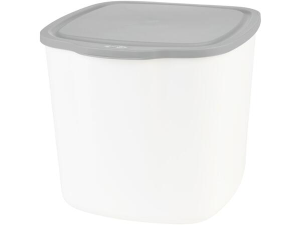 Vegetable keeper, salad spinner or compost caddy