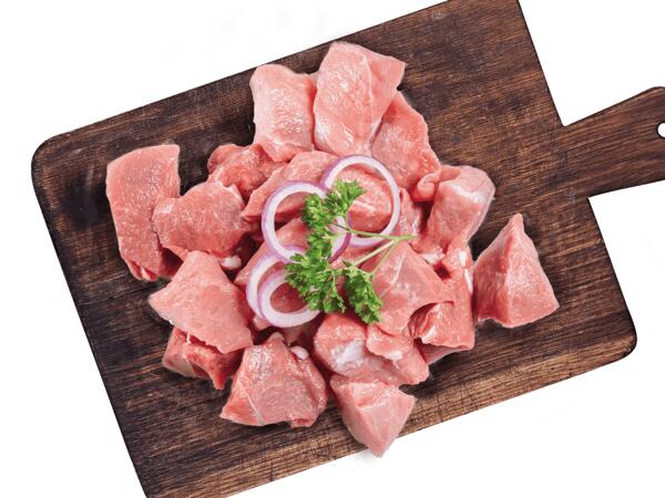 Schweinefleisch gewürfelt