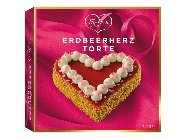 FÜR DICH Erdbeertorte in Herzform