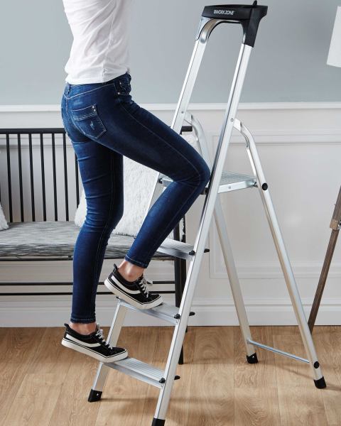 4 Steps Household Ladder