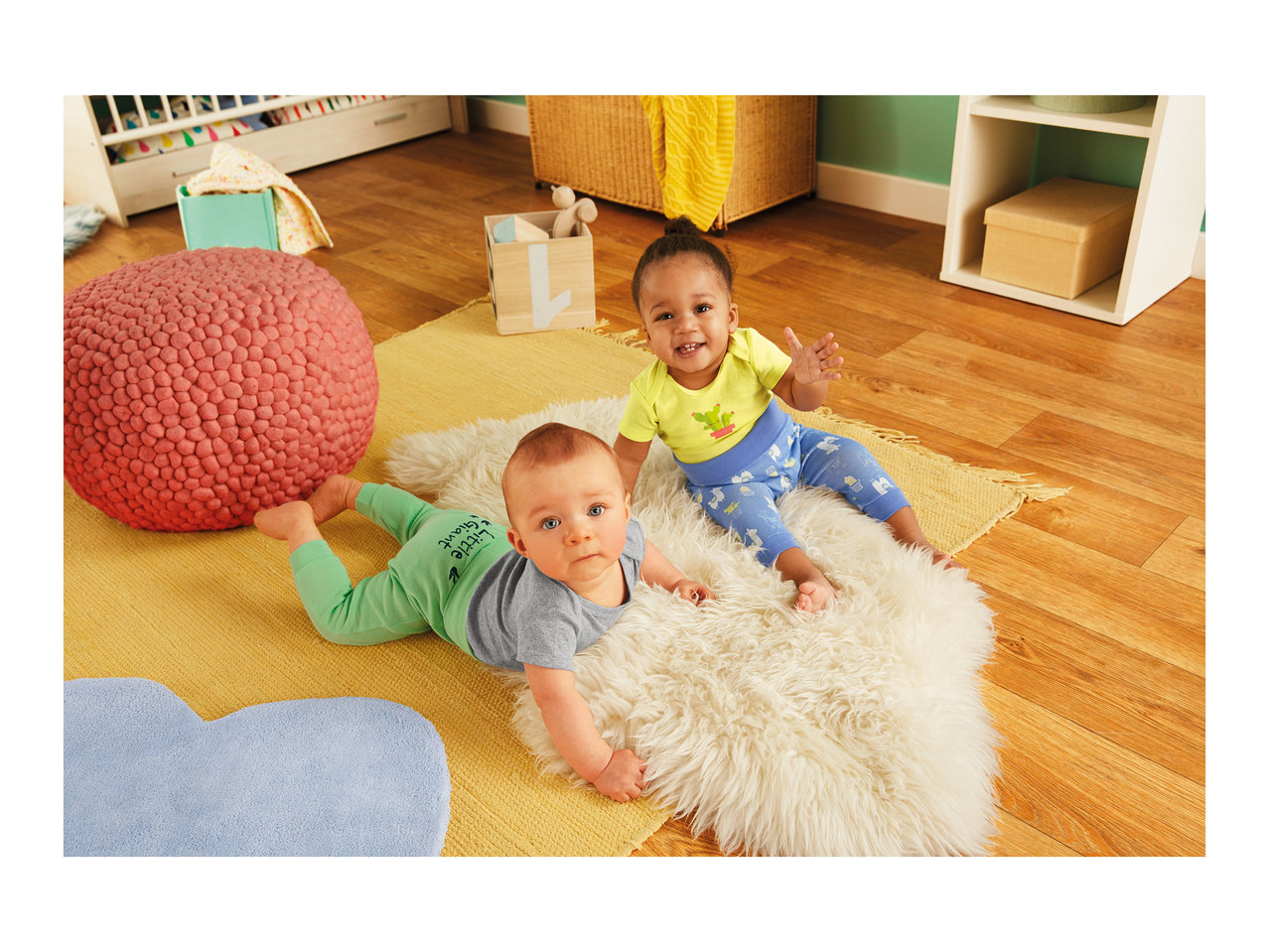 Lupilu Baby Short-Sleeve Bodysuits1