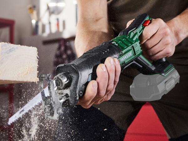 20V Cordless Sabre Saw