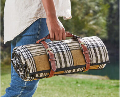 Deluxe Picnic Rug 2.2m