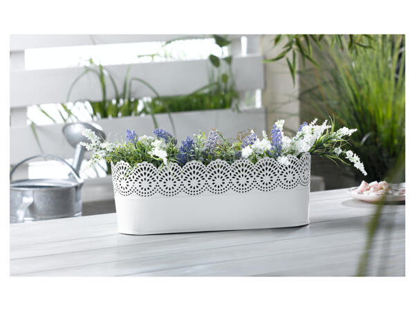 Plant Pots/ Plant Pot