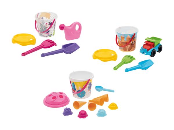 Jouets de sable avec seau