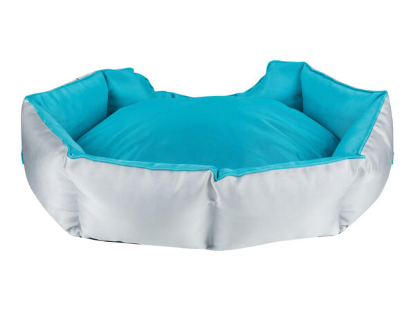 Zoofari Outdoor Dog Bed