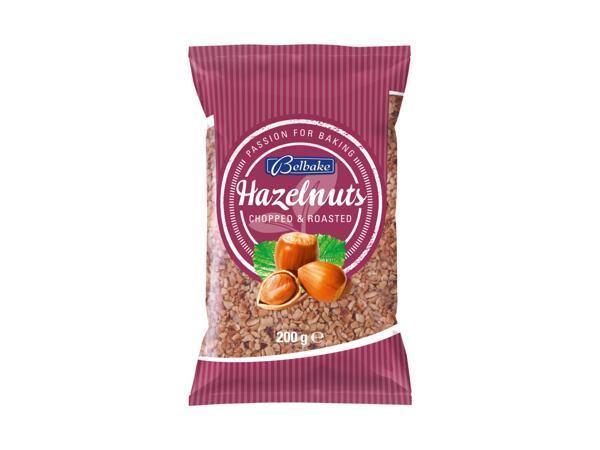 Hackade hasselnötter