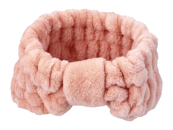 Cien Beauty Accessories