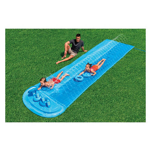 Double Waterslide - Splashy Speedway