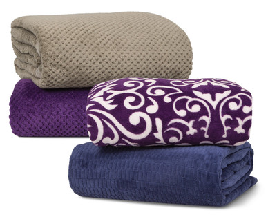 Huntington Home Twin/Twin XL or Full/Queen Microplush Blanket