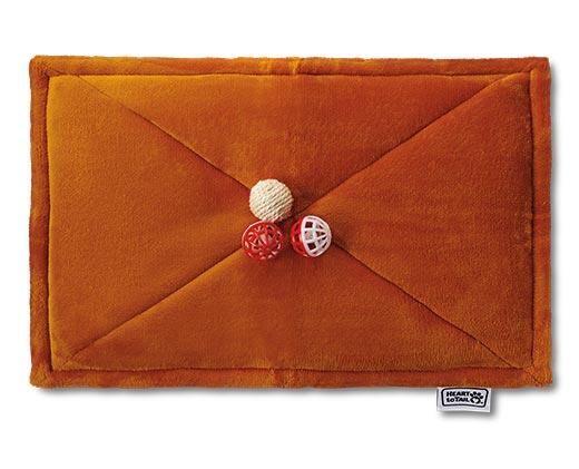 Heart to Tail Cat Warming Mat