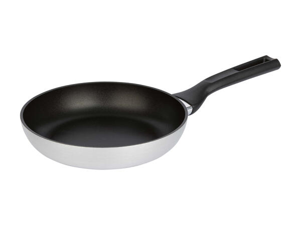 Poêle en aluminium