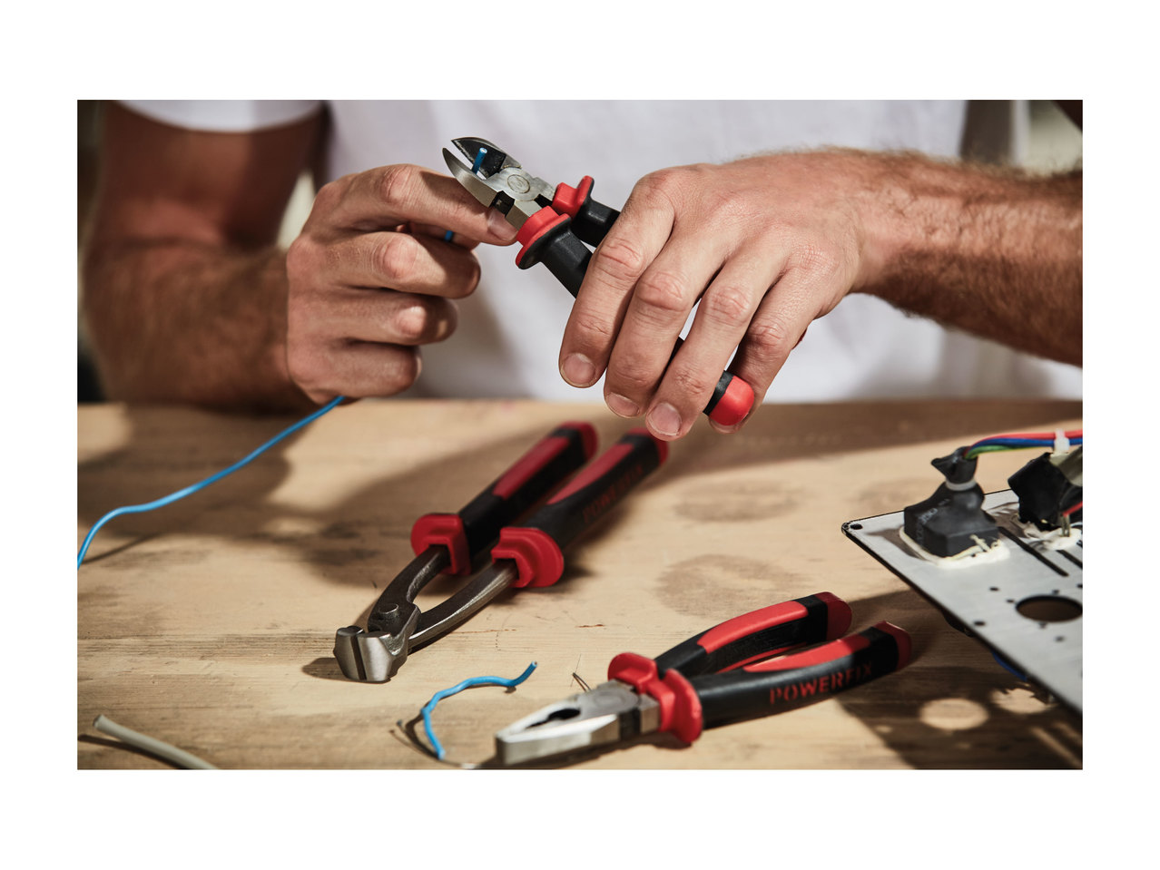 Powerfix Profi Pliers1