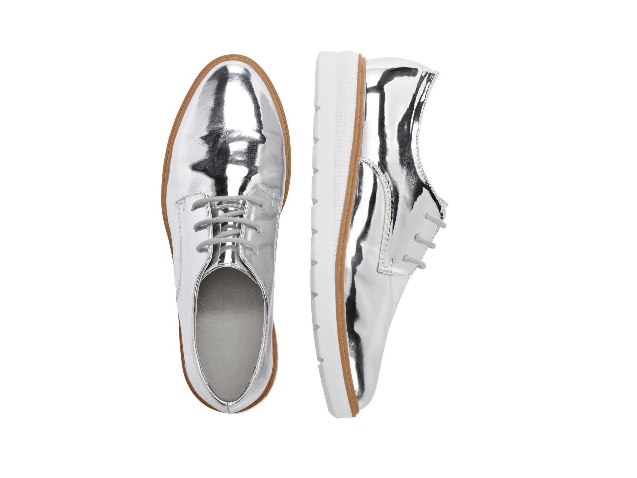 Ladies' Casual Shoes
