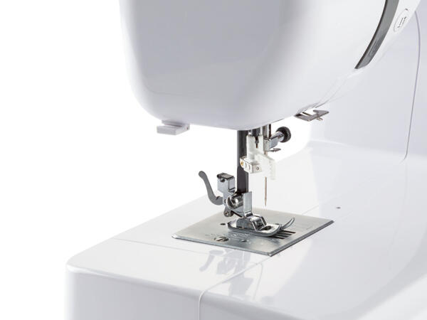 Digital Sewing Machine