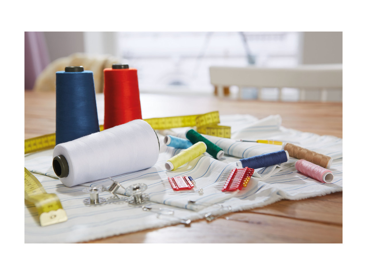 Crelando Assorted Sewing Accessories1