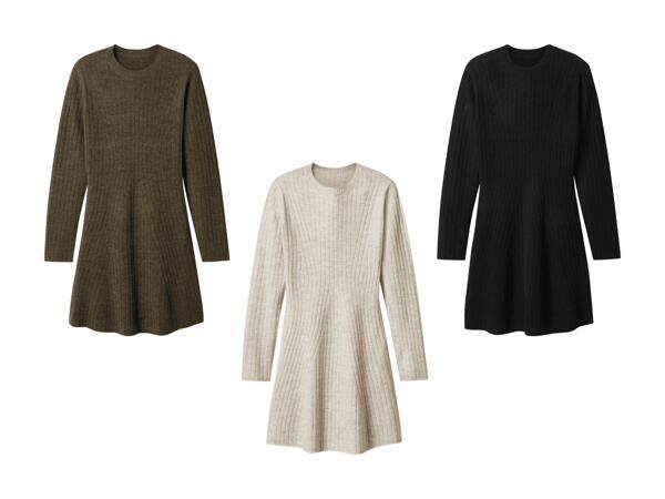 Strickkleid