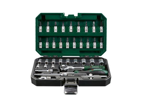 Socket set, 37 or 39 pieces