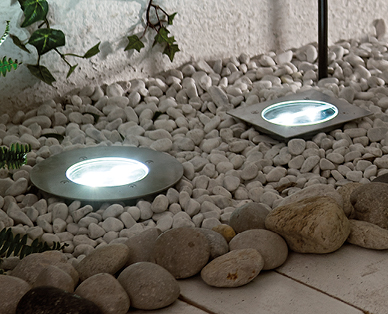 Luminaire solaire LED RANEX(R)
