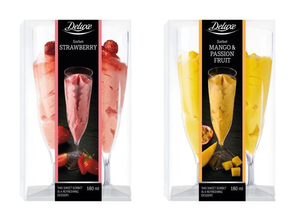 Sorbet dans une flûte à champagne