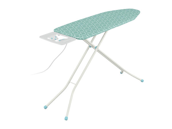 Aquapur Ironing Board with Plug Socket1