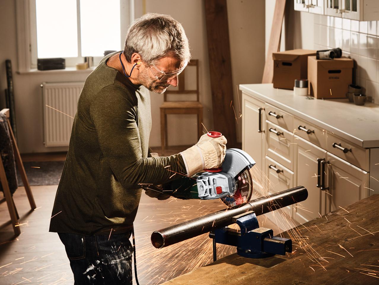 Parkside Angle Grinder1