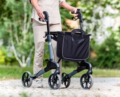 ACTIVE MED Alu-Rollator