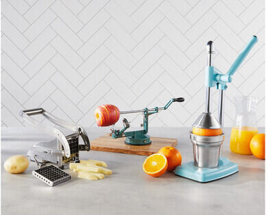 Fruit and Vegetable Spiraliser, Deluxe Juicer or Chip Cutter