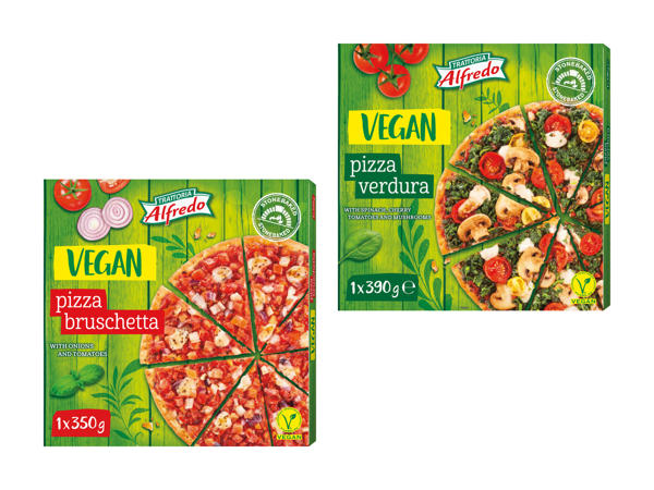 Pizza végane cuite au four à pierre