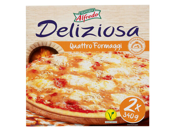 Pizza 4 fromages cuite sur pierre