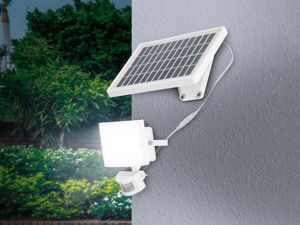 LED Solar Light with Motion Detector
